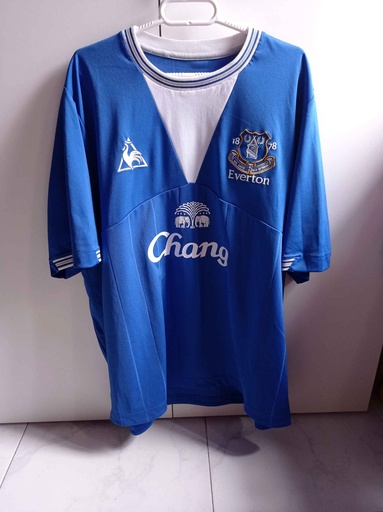 17 - Everton C.F. - Cahill