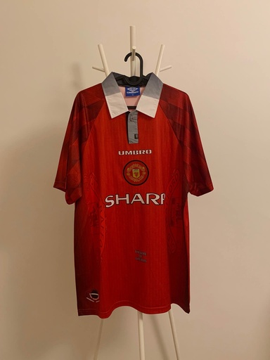 7 - Manchester United - Cantona