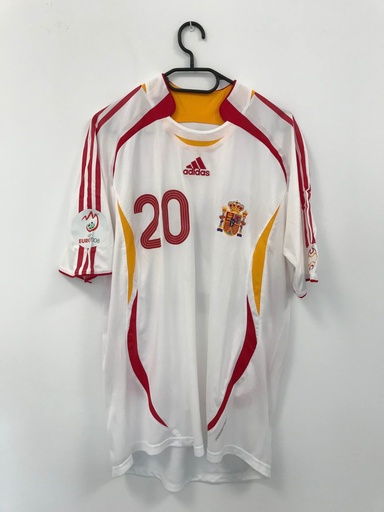 20 - Selección Española de fútbol - Capdevila (Adidas)