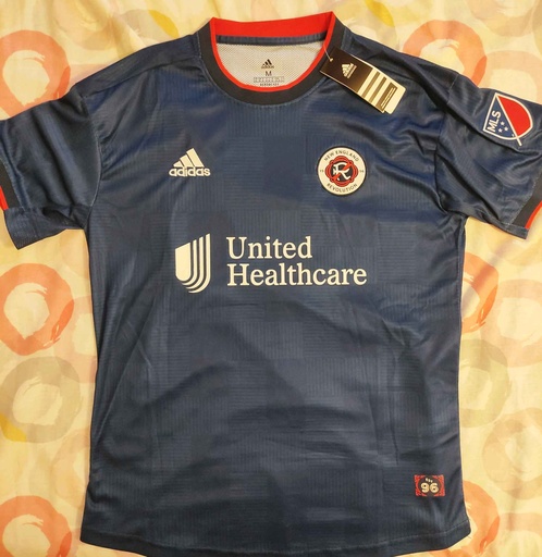 10 - New England Revolution - Carles Gil