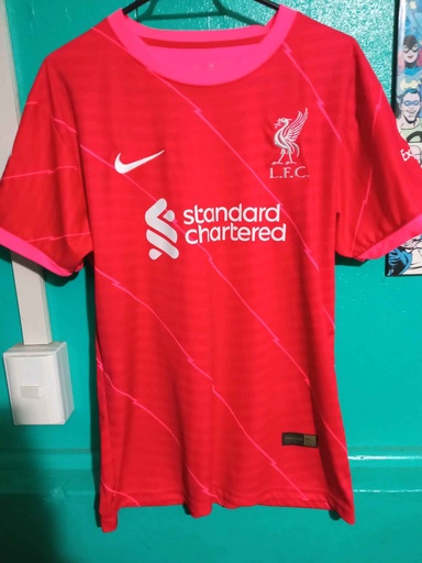 10 - Liverpool - MANÉ