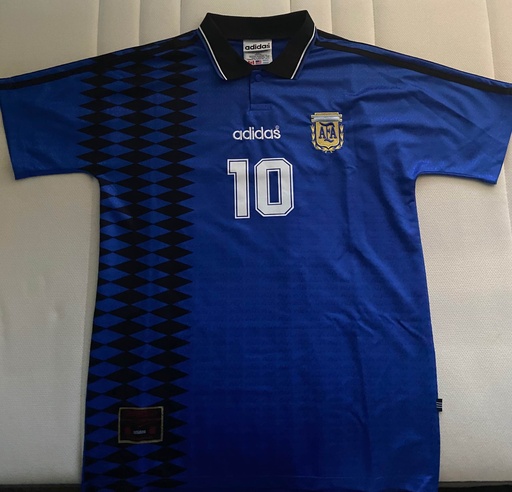 10 - Argentina - Maradona