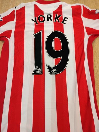 19 - Sunderland - Yorke