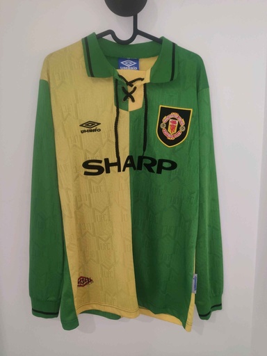 7 - Manchester United FC - CANTONA