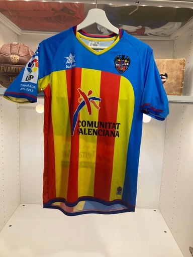 7 - Levante UD - BARKERO