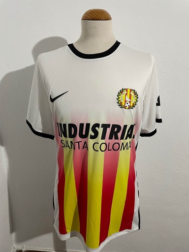 Camiseta sin nombre