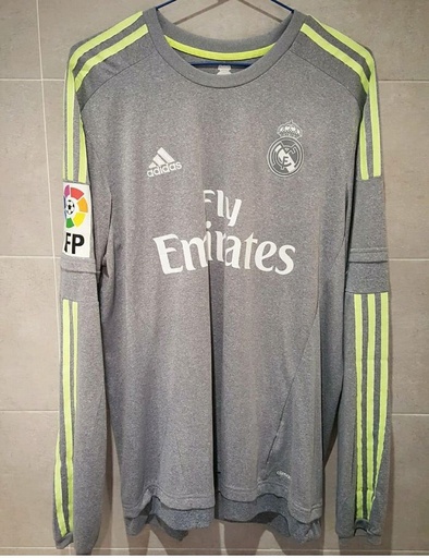 19 - Real Madrid CF - Modrić (Adidas)