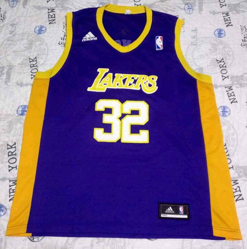 32 - Los Ángeles Lakers - Jhonson