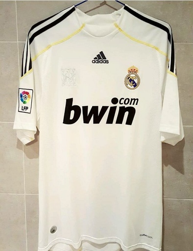 11 - Real Madrid CF - Benzema (Adidas)