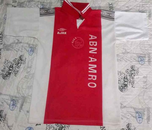 10 - AJAX Amsterdam
