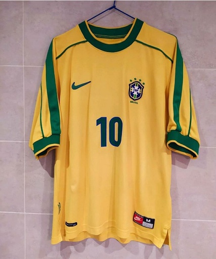 10 - Brasil - Rivaldo