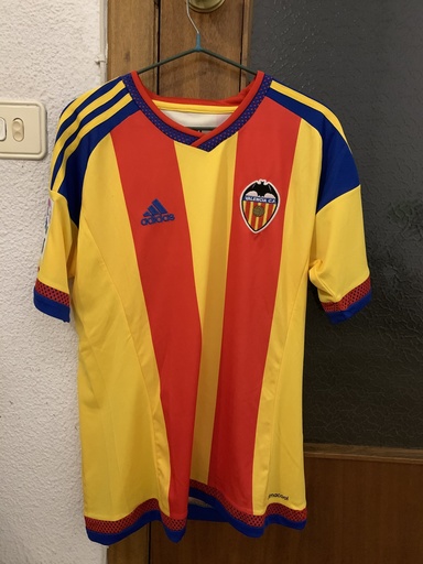 10 - Valencia CF - Ádrian