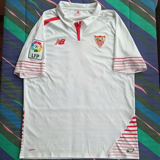 20 - Sevilla FC - VITOLO (New Balance)