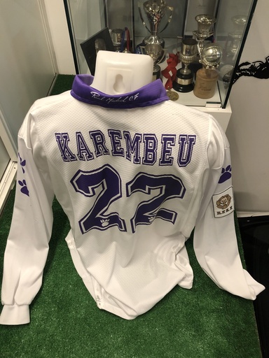 22 - Real Madrid - Karembeu