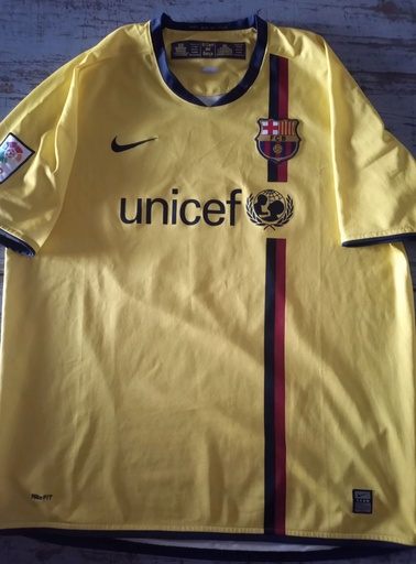 10 - FC Barcelona - Messi