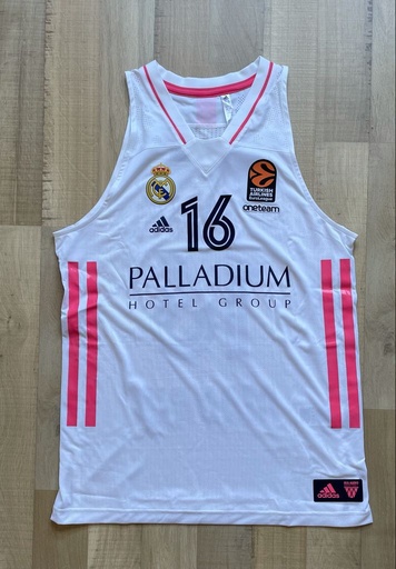 16 - Real Madrid - Garuba