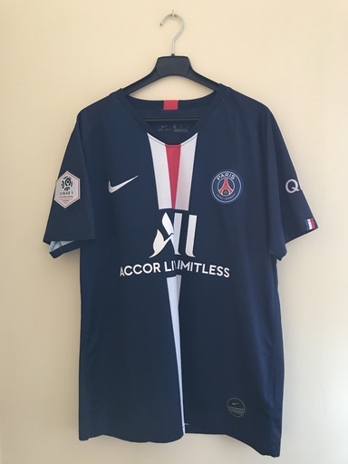 9 - Paris Saint-Germain - Cavani