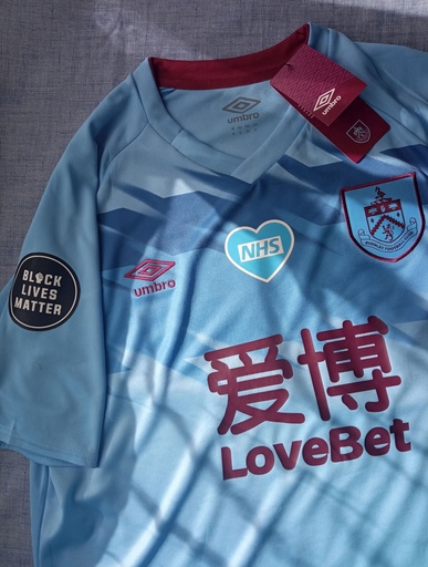 5 - Burnley Football Club - Tarkowski