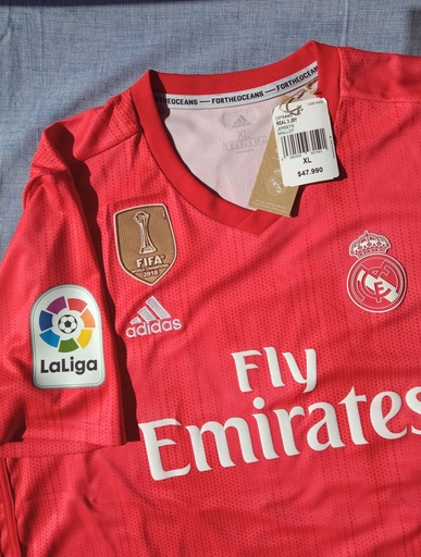 14 - Real Madrid CF - Casemiro (Adidas)