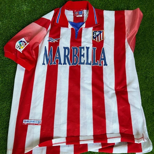 19 - Atlético de Madrid - Kiko