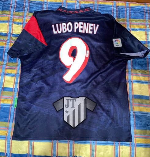 9 - Atlético de Madrid - Penev