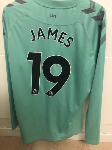 19 - Everton - James