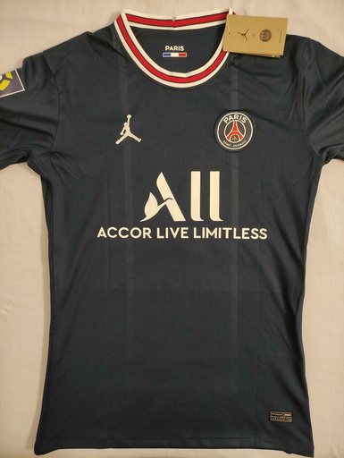 30 - Paris Saint Germain - Messi