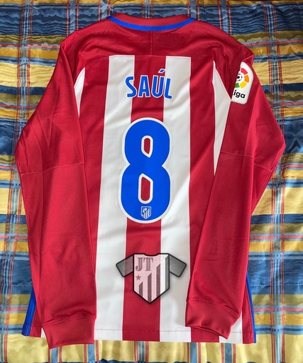 8 - Atlético de Madrid - Saul