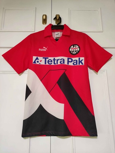 Eintacht Frankfurt - .