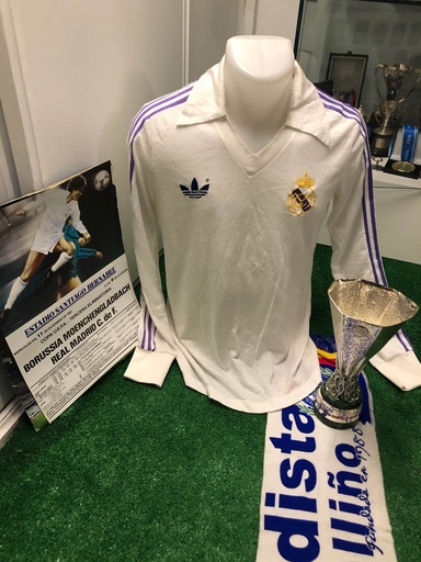 9 - Real Madrid - Santillana