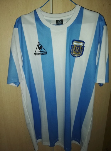 10 - Argentina - Maradona