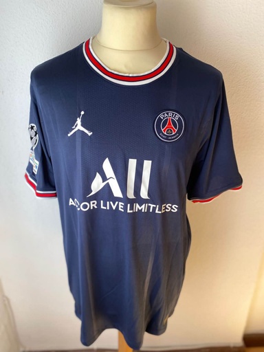 30 - Paris Saint Germain - Messi