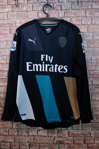 24 - Arsenal - Bellerin