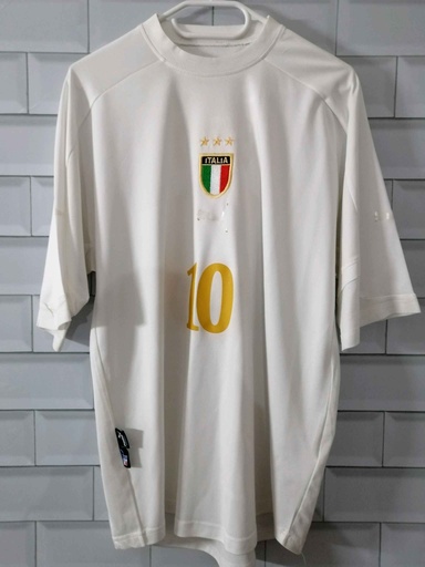 10 - ITALIA - TOTTI