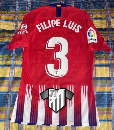 3 - Atlético de Madrid - Filipe Luis