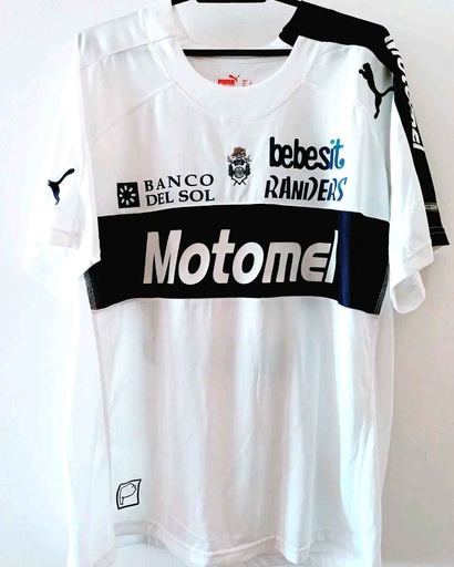 23 - Gimnasia y Esgrima La Plara