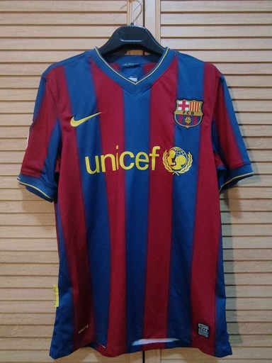 3 - FC Barcelona - Piqué