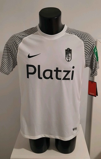 9 - Granada CF - L. Suarez (Nike)