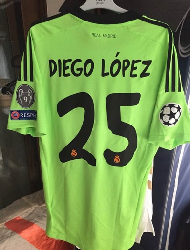 25 - Real Madrid - DIEGO LÓPEZ