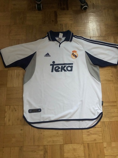 10 - Real Madrid - Figo