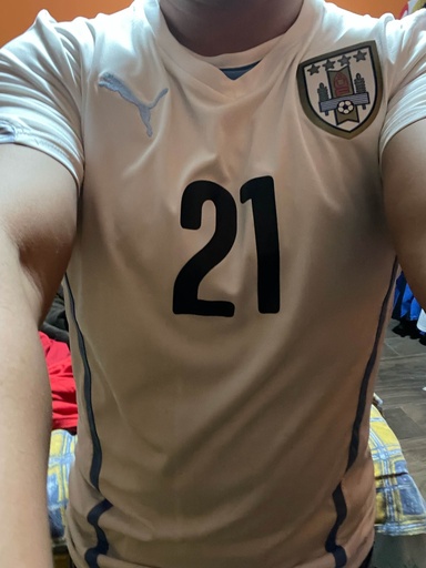 21 - Uruguay - Cavani