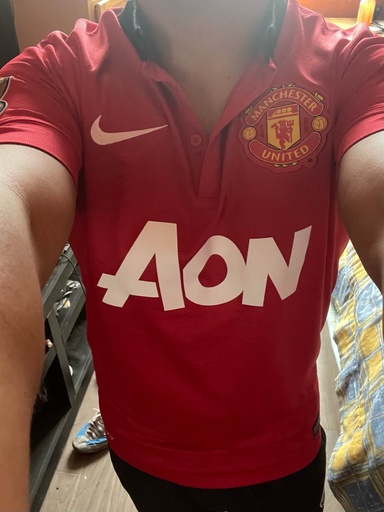 14 - Manchester - Chicharito