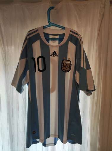 10 - Argentina - Messi