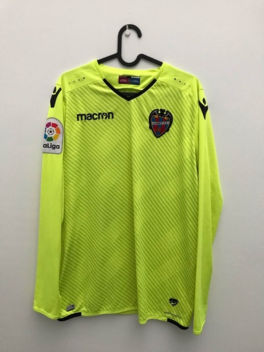 13 - Levante ud - Ángela